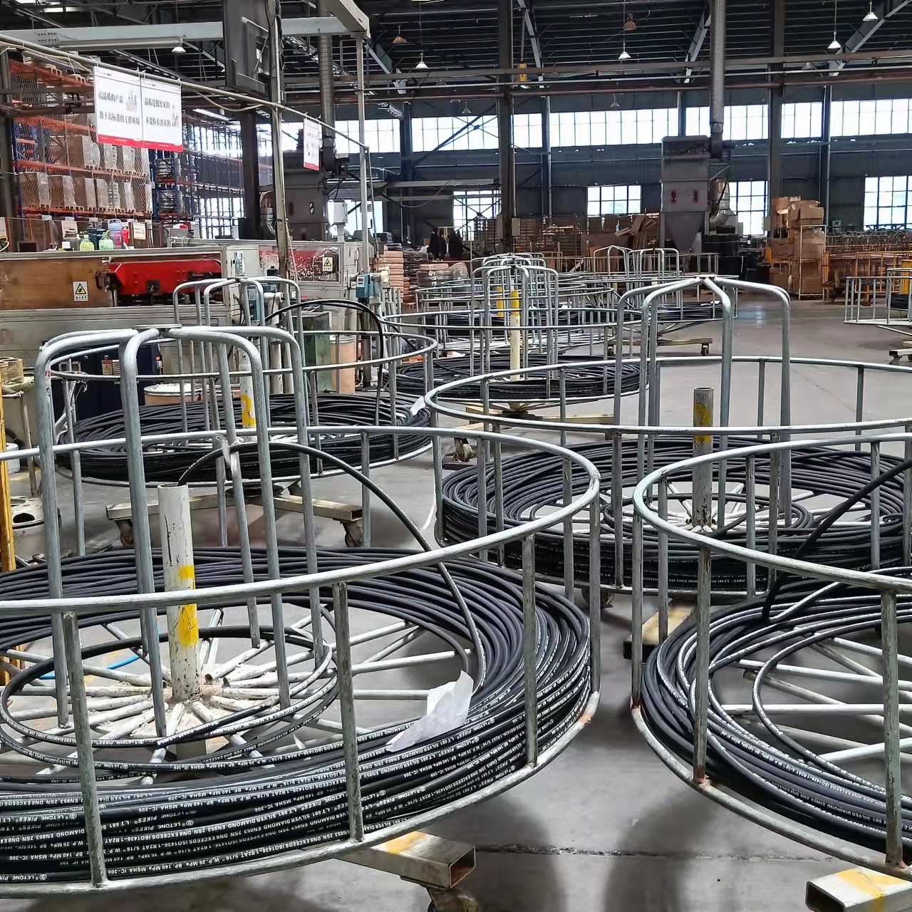 耐酸堿化學(xué)品輸送軟管的使用及注意事項(xiàng)